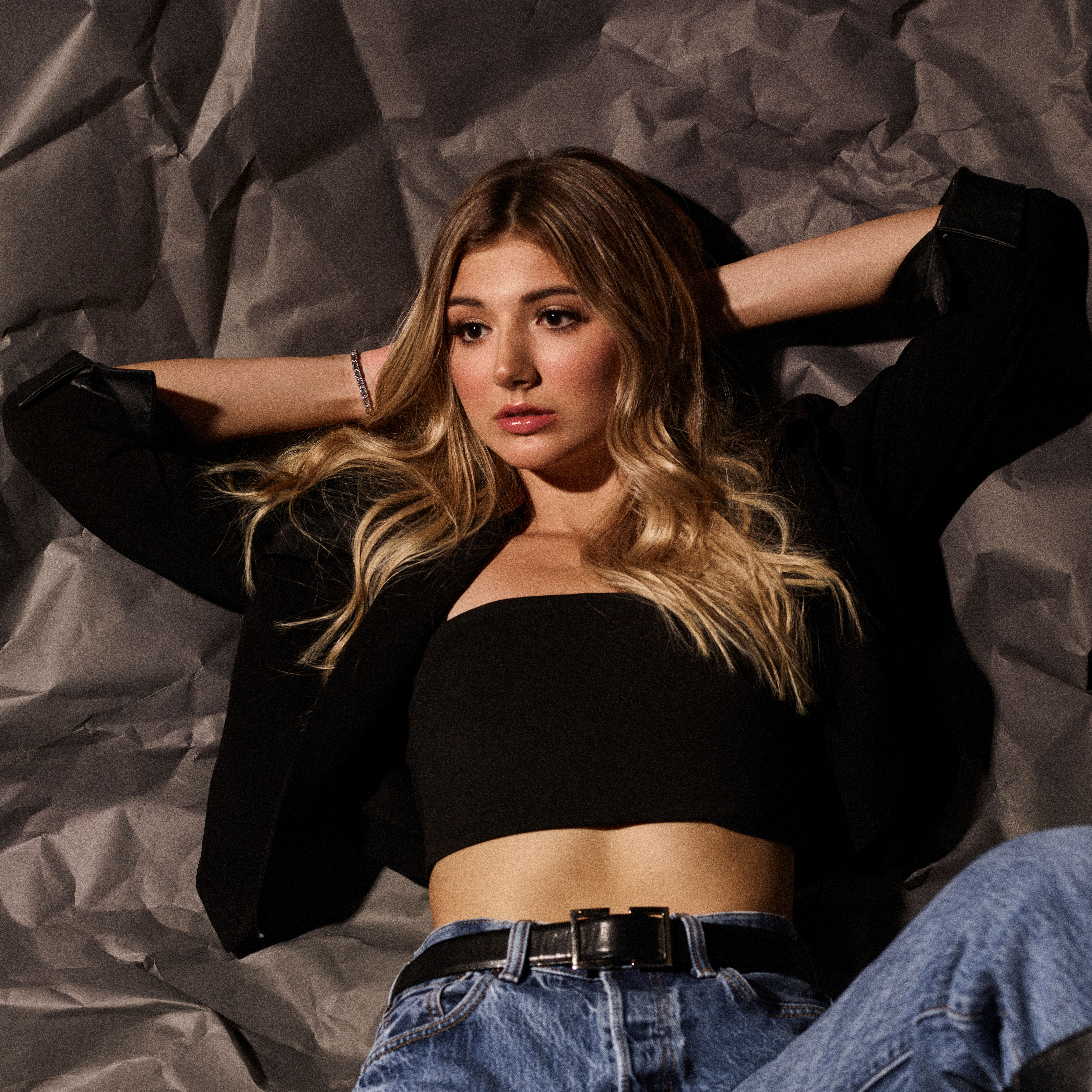Sophia Treadway On Giving Back, Favorite Artists, And New Single ‘Kiss N Tell’