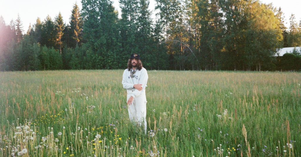 Hazlett Talks About New Single ‘Slow Running’ And Teases His Upcoming EP ‘Goodbye To The Valley Low’