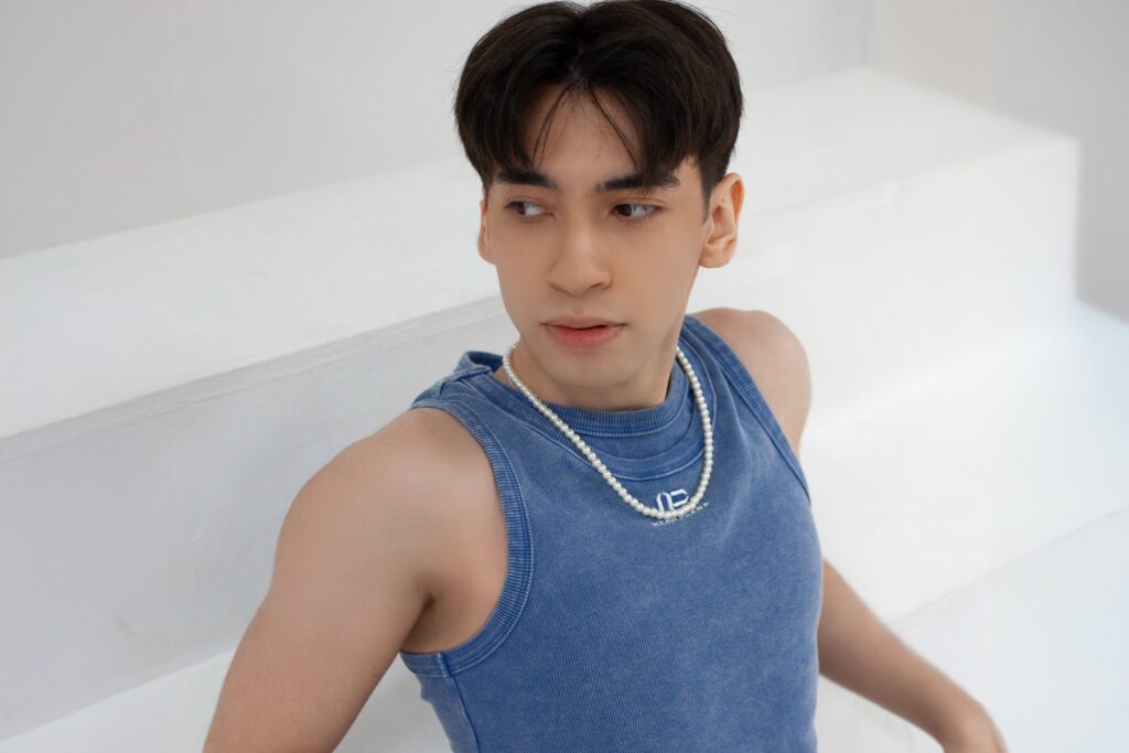 Kyle Waves On Embracing Dancing Within His Music Career And Exploring For EP ‘Signals’