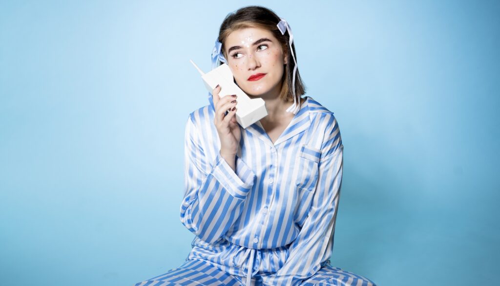 Singer Julia Jade On Slumber Party Sessions And The Meaning Bravery Anthem “missin’ out”